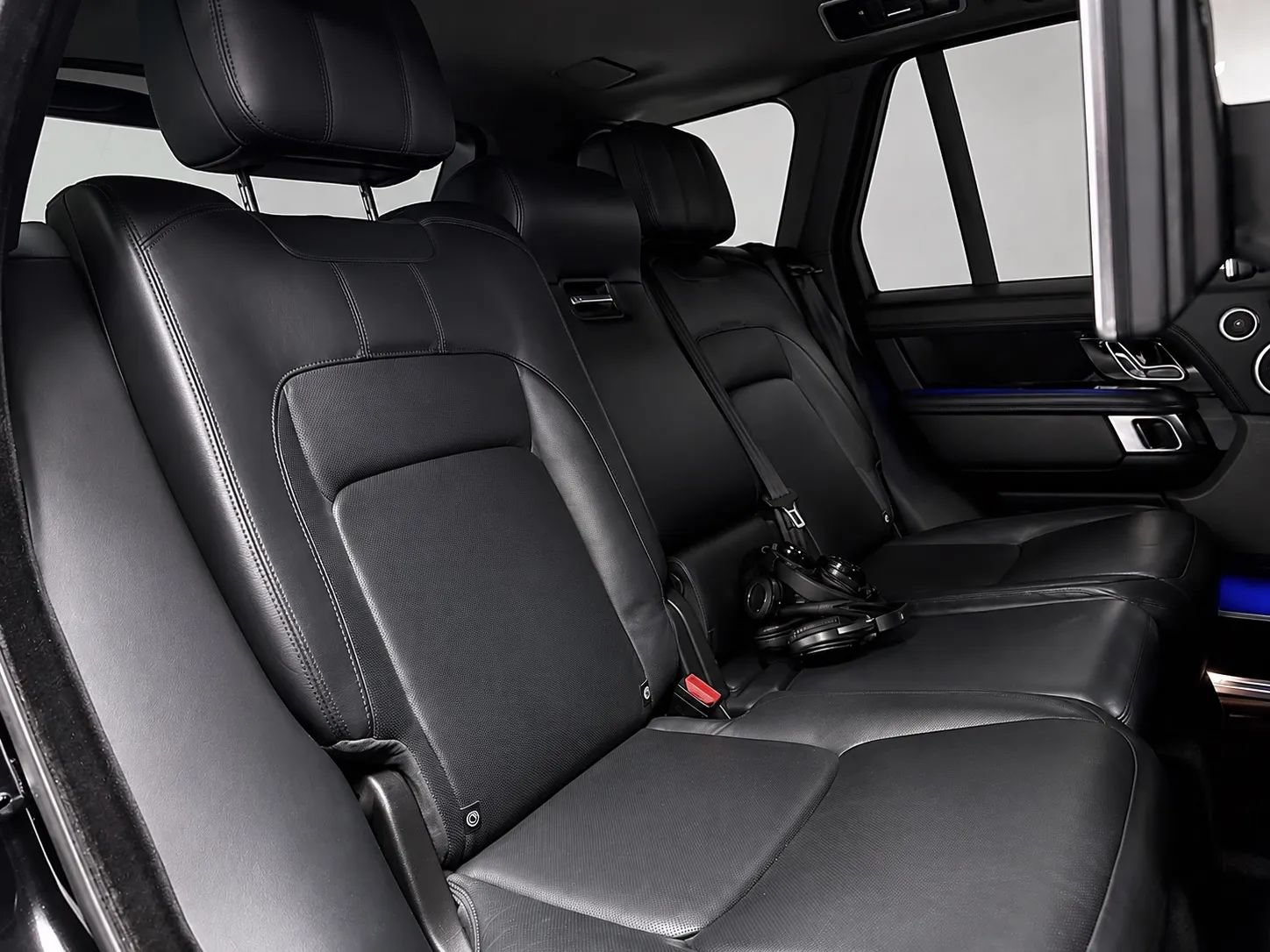 Used 2018 Land Rover Range Rover Autobiography AWD/4WD image 23