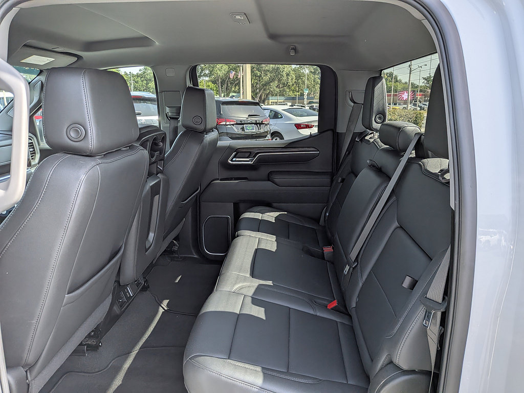Certified 2025 GMC Sierra 1500 SLT RWD image 13
