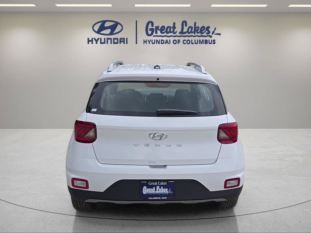New 2026 Hyundai Venue SEL FWD image 6