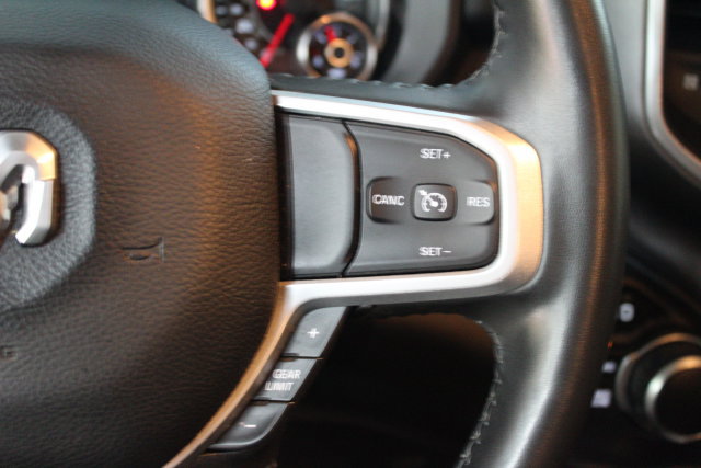 Used 2022 RAM 1500 Big Horn AWD/4WD image 17