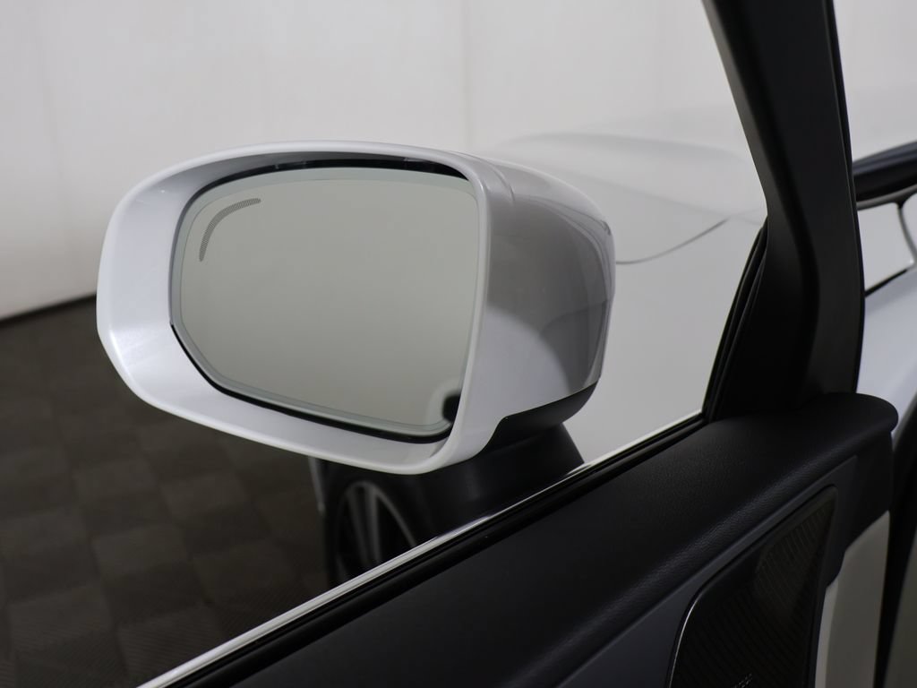 Used 2023 Volvo XC60 B5 Plus w/ Protection Package Premier AWD/4WD image 34