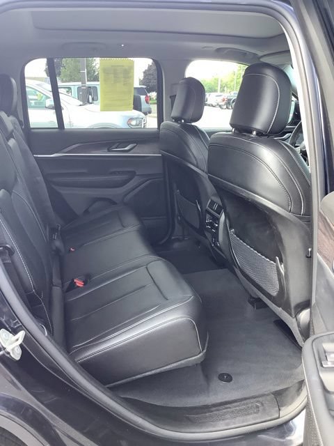 Certified 2023 Jeep Grand Cherokee Limited AWD/4WD image 23