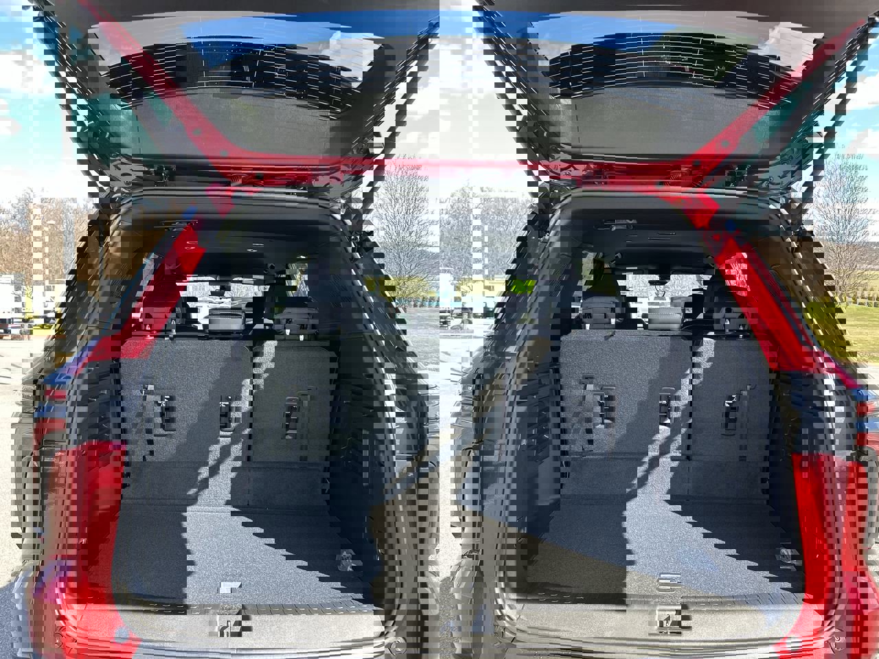 New 2026 Chevrolet Traverse LT image 18