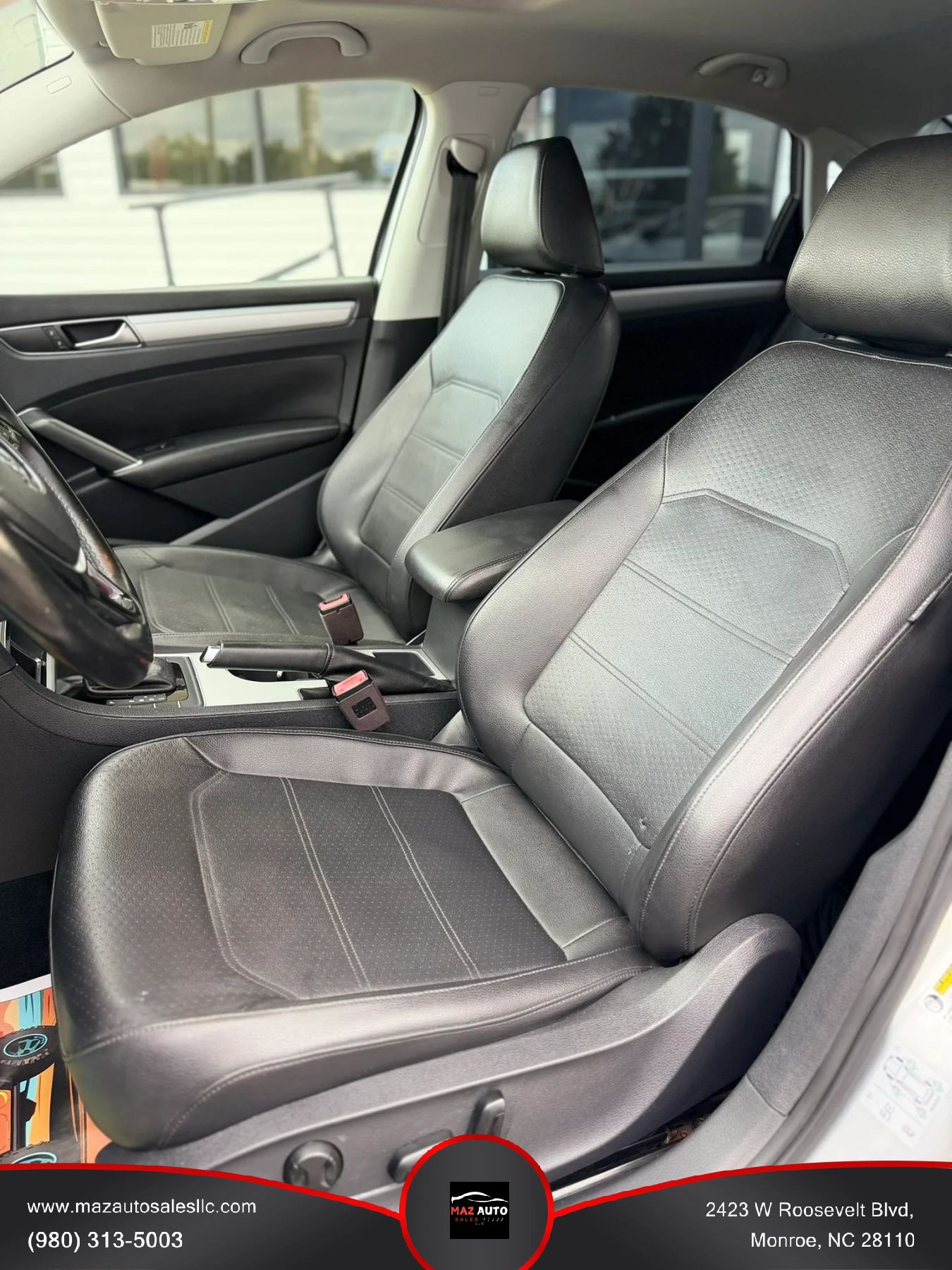 Used 2019 Volkswagen Passat 2.0T Wolfsburg w/ Wheels & Sunroof Package FWD image 11