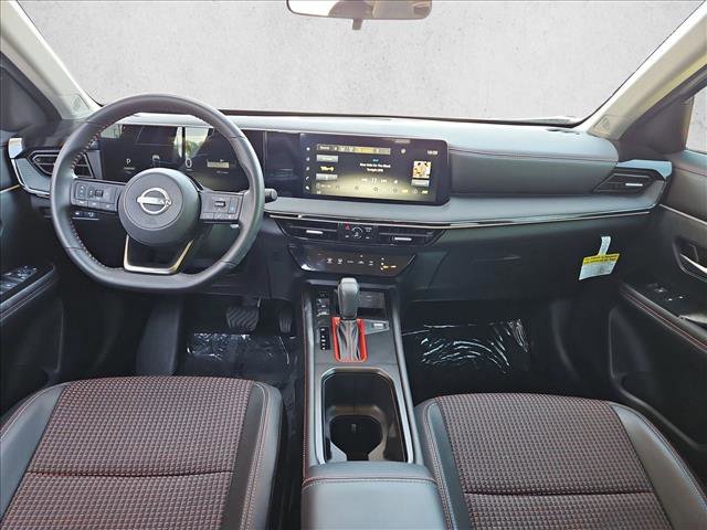 Certified 2025 Nissan Kicks SR FWD image 22