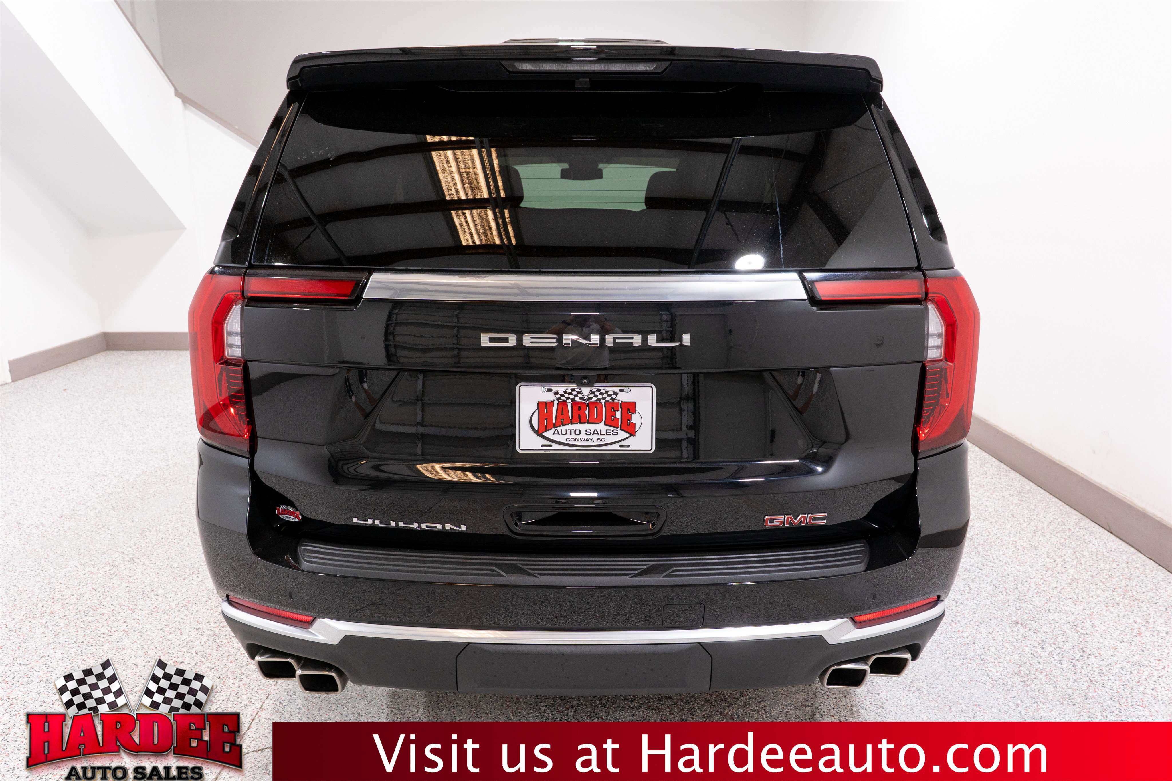 Used 2025 GMC Yukon Denali image 4