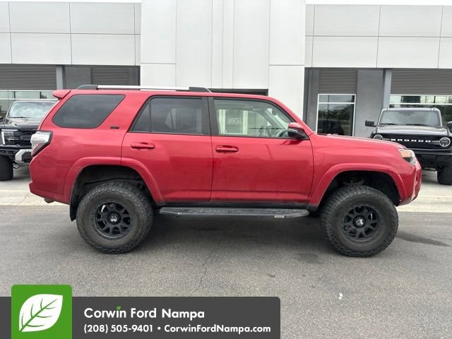 Used 2020 Toyota 4Runner SR5 Premium w/ Moonroof Package AWD/4WD image 10
