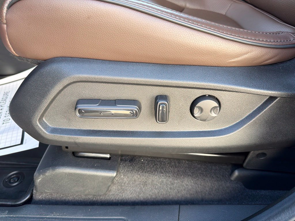 Used 2025 Honda Pilot Elite image 27
