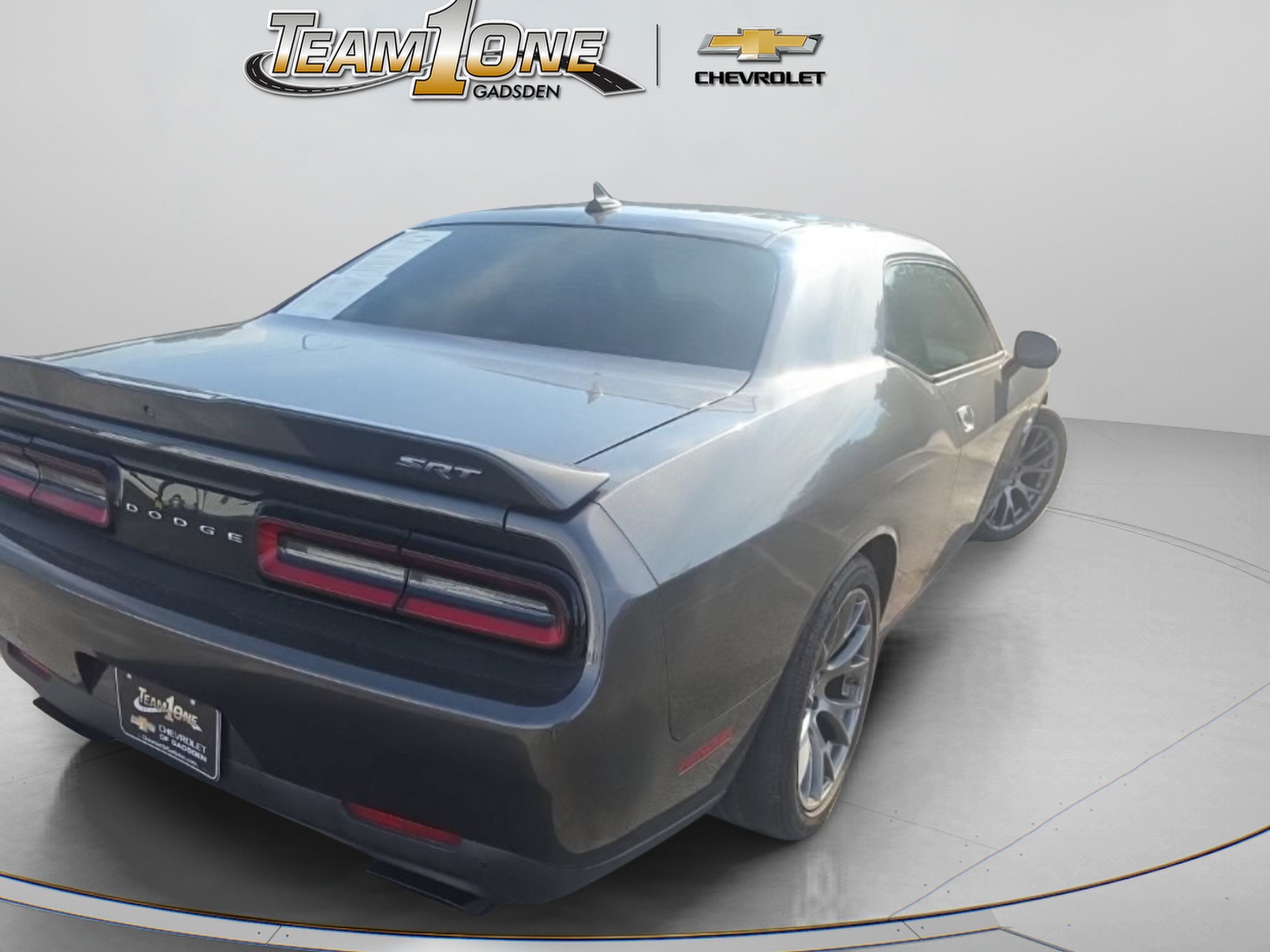 Used 2016 Dodge Challenger SRT w/ Technology Group RWD image 7