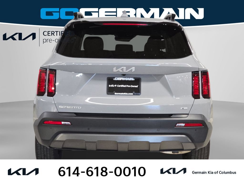 Certified 2023 Kia Sorento S w/ Panoramic Sunroof Package AWD/4WD image 9