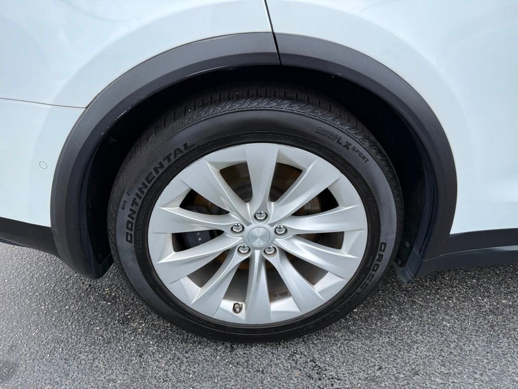 Used 2021 Tesla Model X Long Range image 39