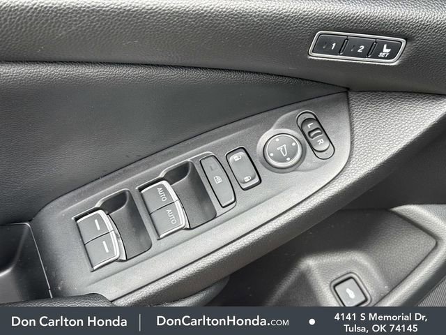 Used 2021 Honda Accord Touring image 9