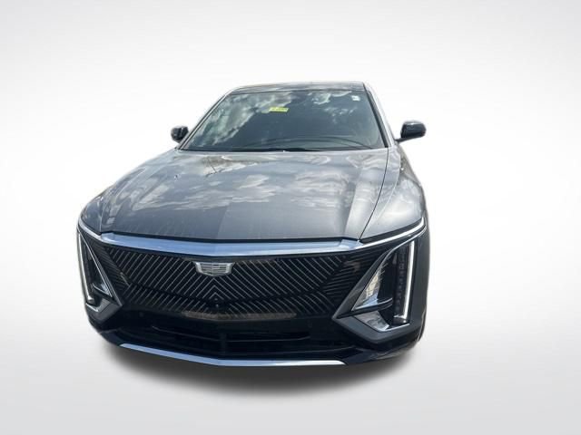 Used 2023 Cadillac Lyriq 2WD image 3