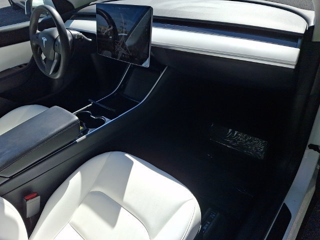 Used 2021 Tesla Model Y Long Range AWD/4WD image 47