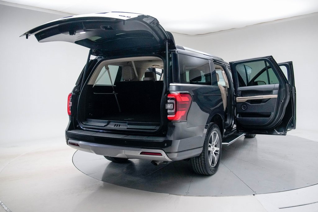 Used 2022 Ford Expedition Max Limited image 21