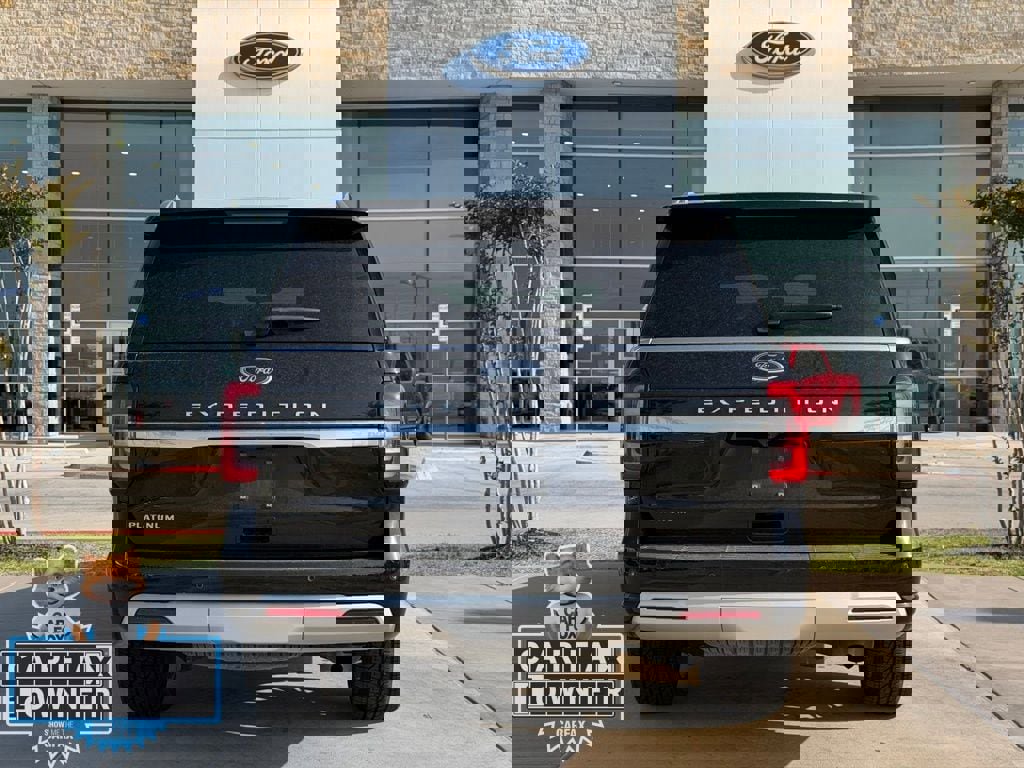 Used 2022 Ford Expedition Platinum image 21