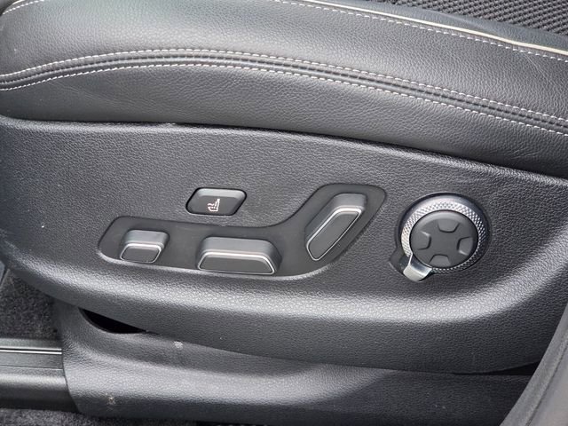 Used 2024 Genesis GV70 2.5T w/ Sport Prestige Package AWD/4WD image 17