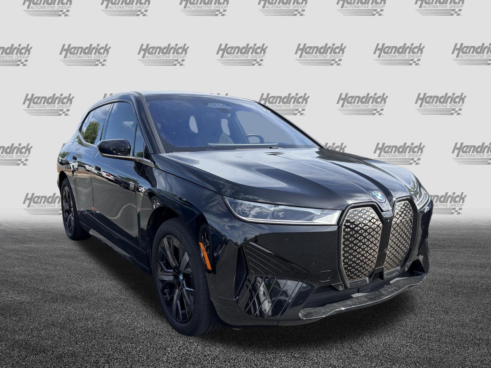 Certified 2024 BMW iX xDrive50 w/ Premium Package AWD/4WD image 2