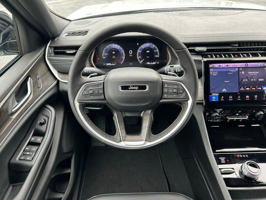 New 2025 Jeep Grand Cherokee Limited w/ Trailer Tow Package image 3