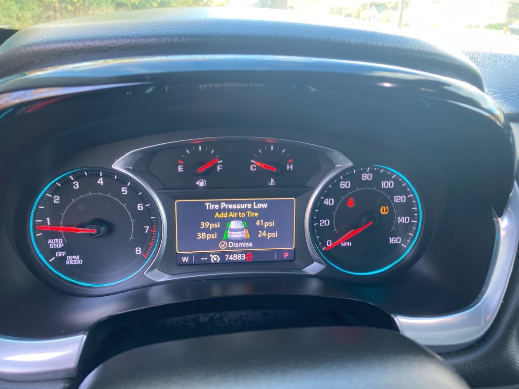 Used 2020 Chevrolet Traverse LT AWD/4WD image 19