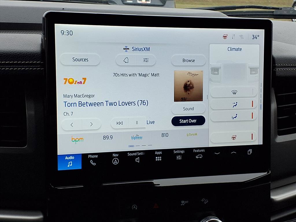 Used 2024 Ford Expedition XLT image 9