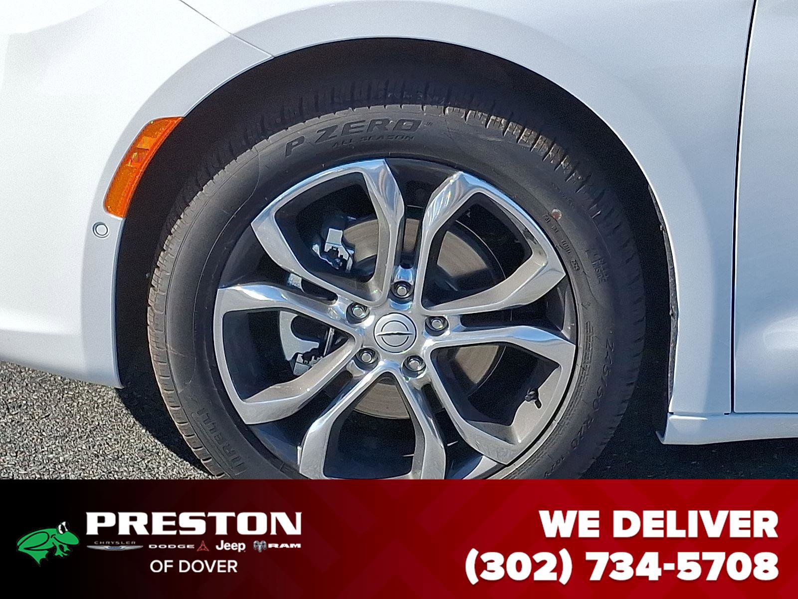 New 2026 Chrysler Pacifica Pinnacle w/ Trailer Tow Group image 8