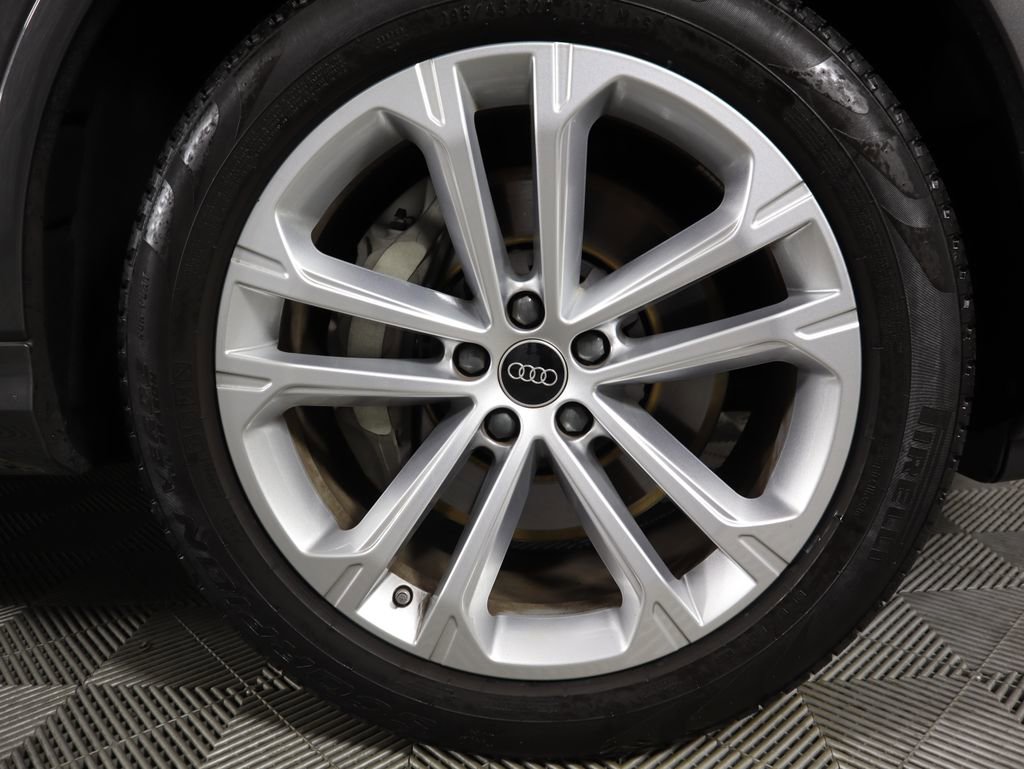 Certified 2025 Audi Q7 2.0T Premium image 35