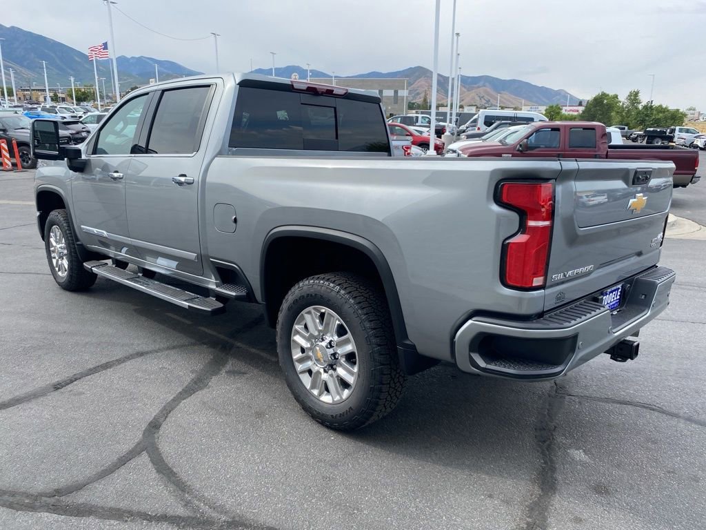 New 2025 Chevrolet Silverado 2500 High Country w/ High Country Premium Package image 6
