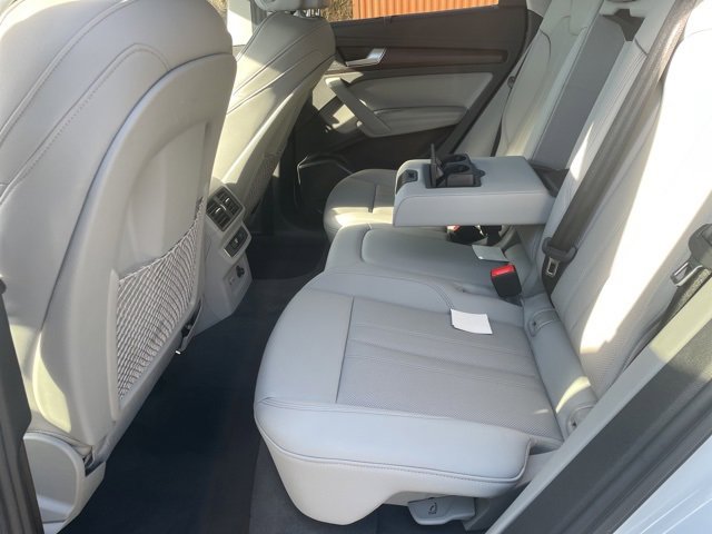 Used 2022 Audi Q5 2.0T Premium Plus w/ Premium Plus Package image 12
