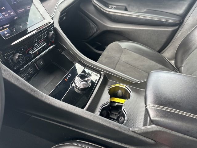 Used 2024 Jeep Grand Cherokee Altitude image 21