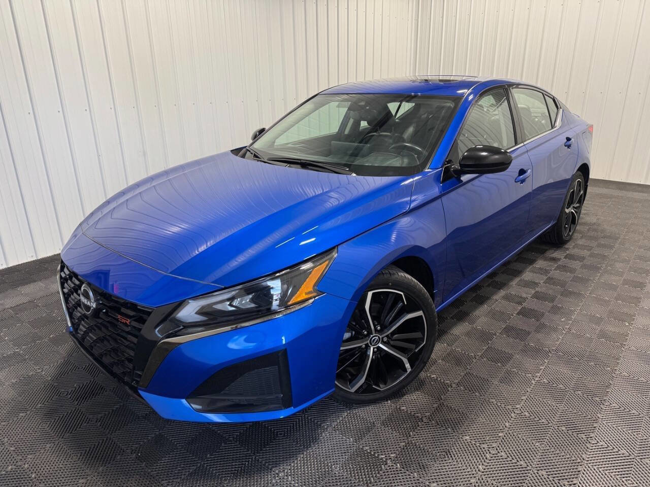 Used 2025 Nissan Altima 2.5 SR image 52