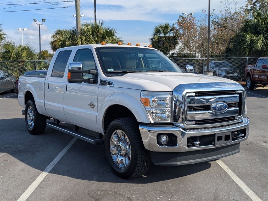 Used 2015 Ford F250 Lariat w/ Chrome Package image 3