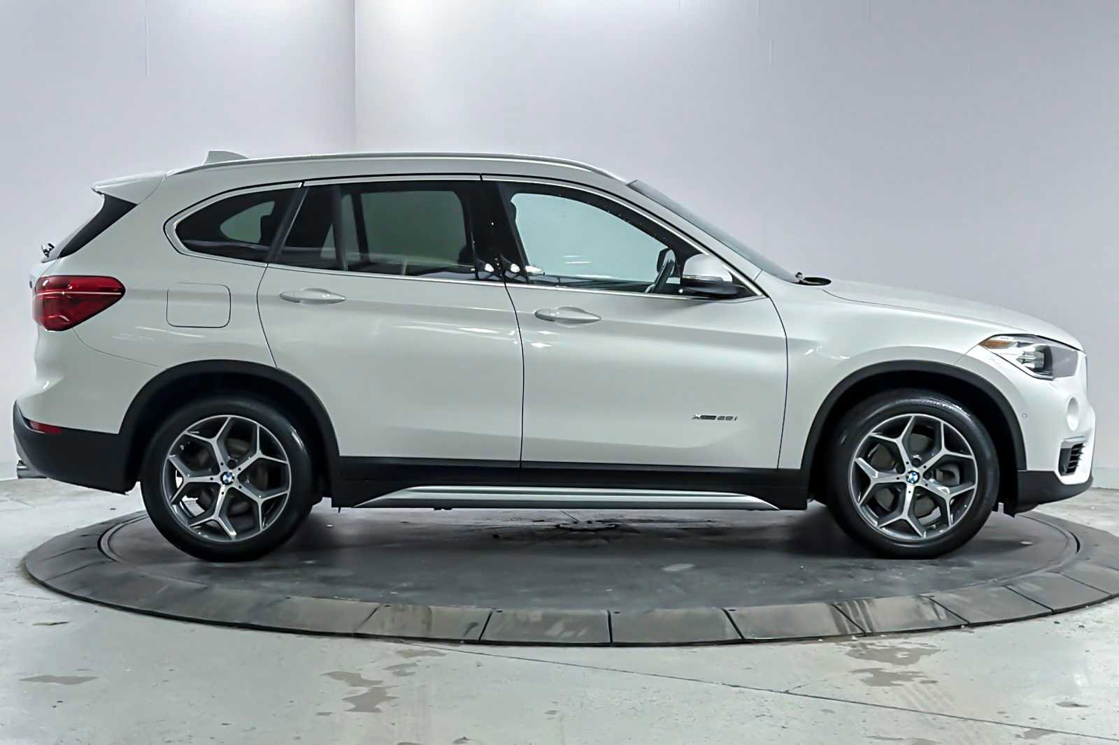 Used 2016 BMW X1 xDrive28i image 8