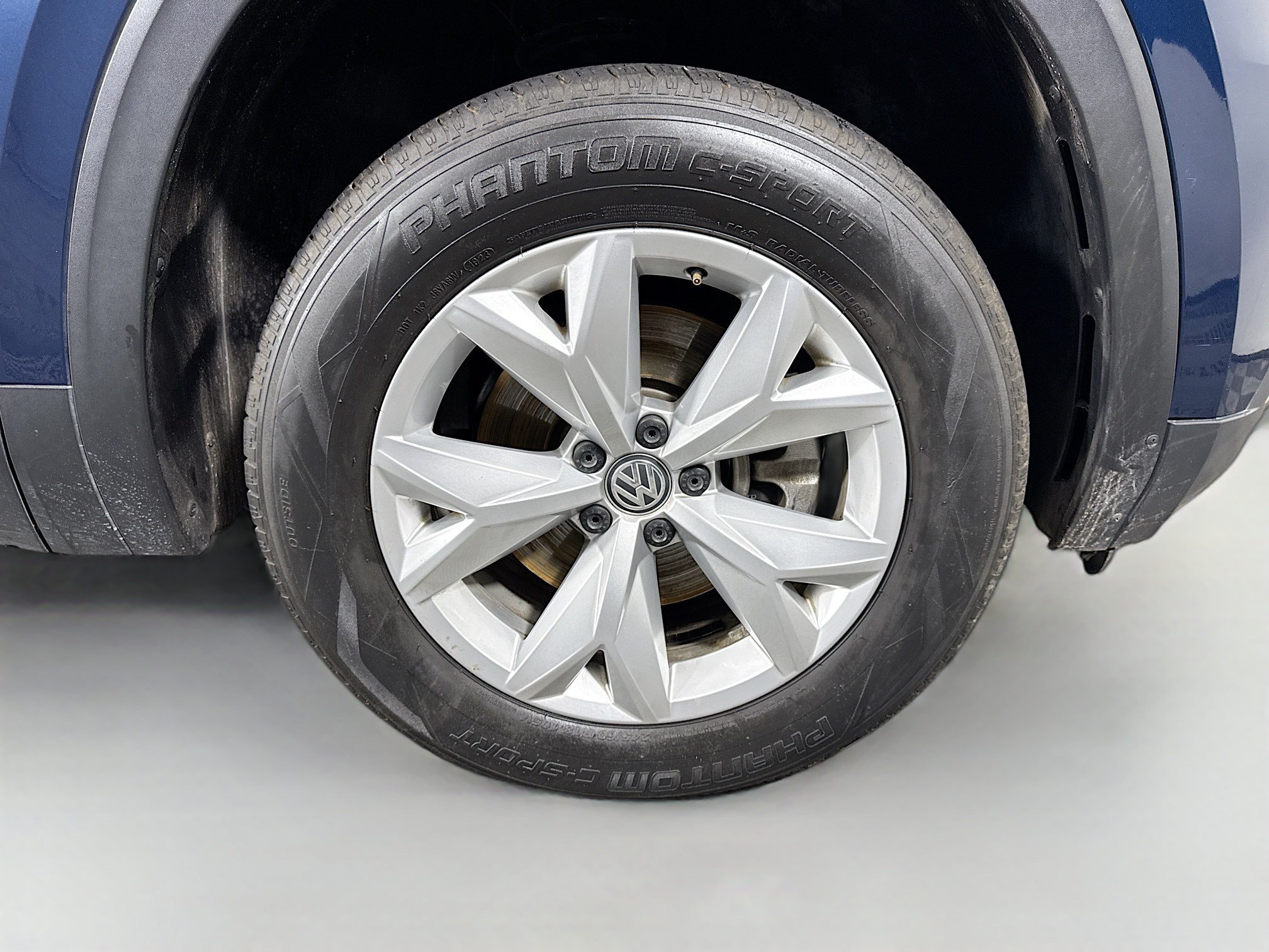 Used 2018 Volkswagen Atlas SEL AWD/4WD image 42
