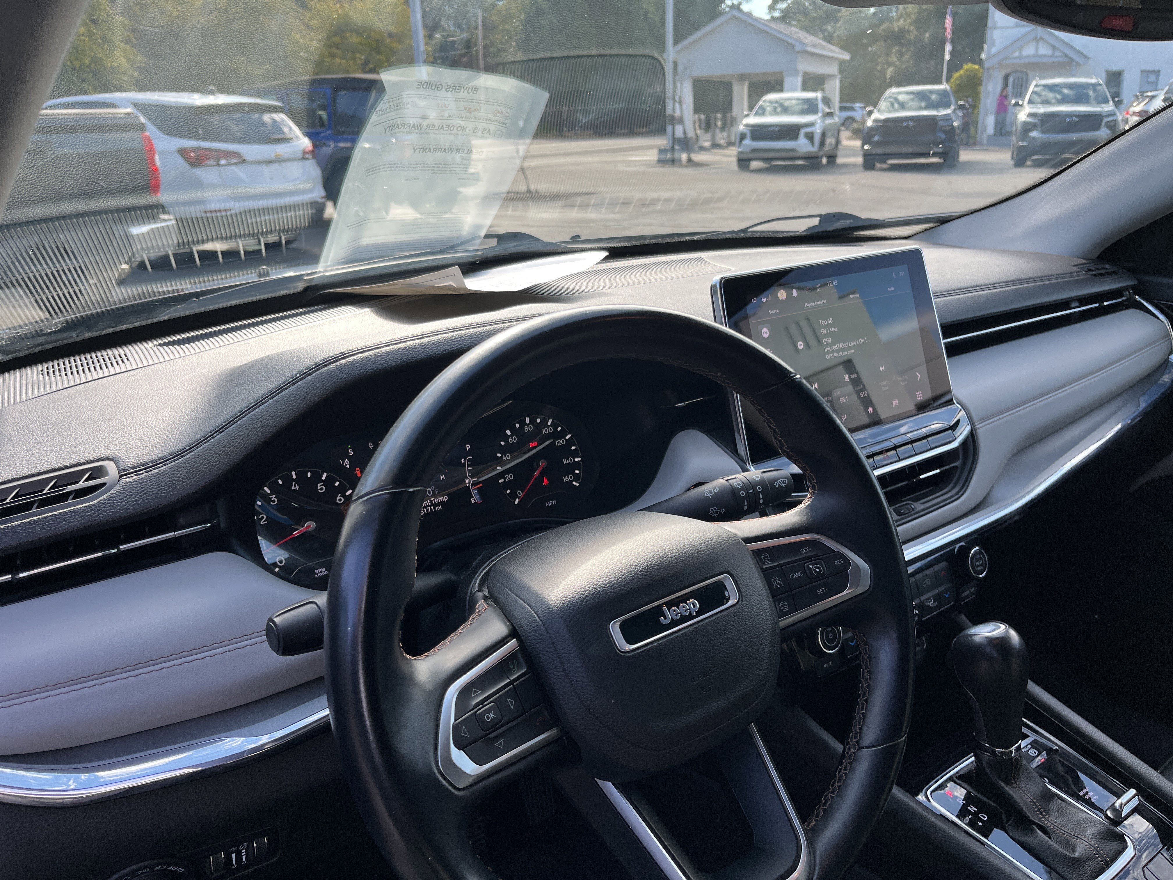 Used 2022 Jeep Compass Limited w/ Sun and Sound Group image 12