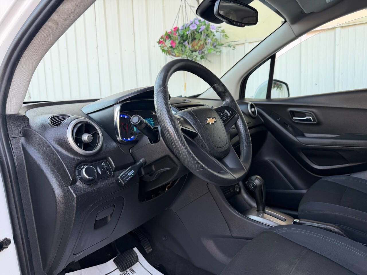 Used 2016 Chevrolet Trax LS image 10