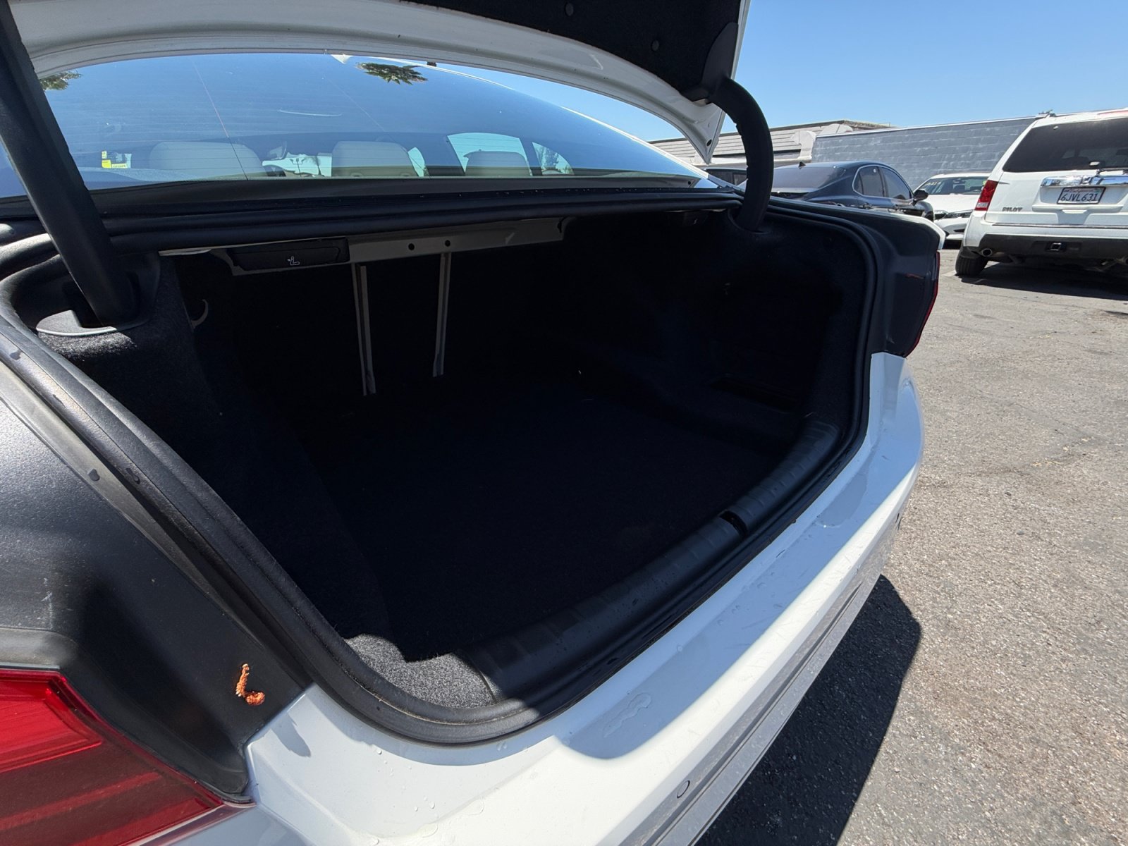 Used 2019 BMW 530i w/ Convenience Package RWD image 20