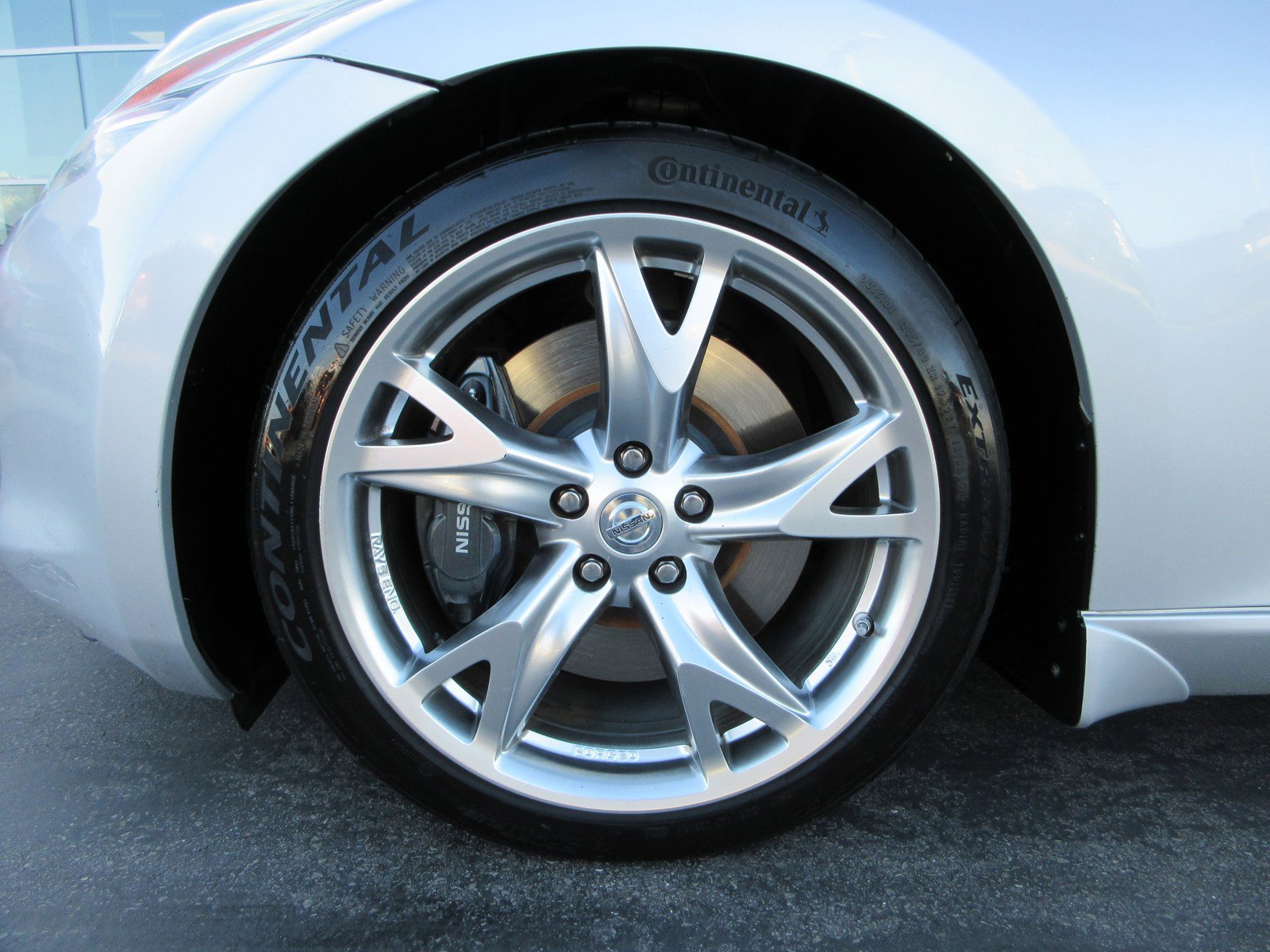 Used 2009 Nissan 370Z Touring w/ Sport Pkg image 39