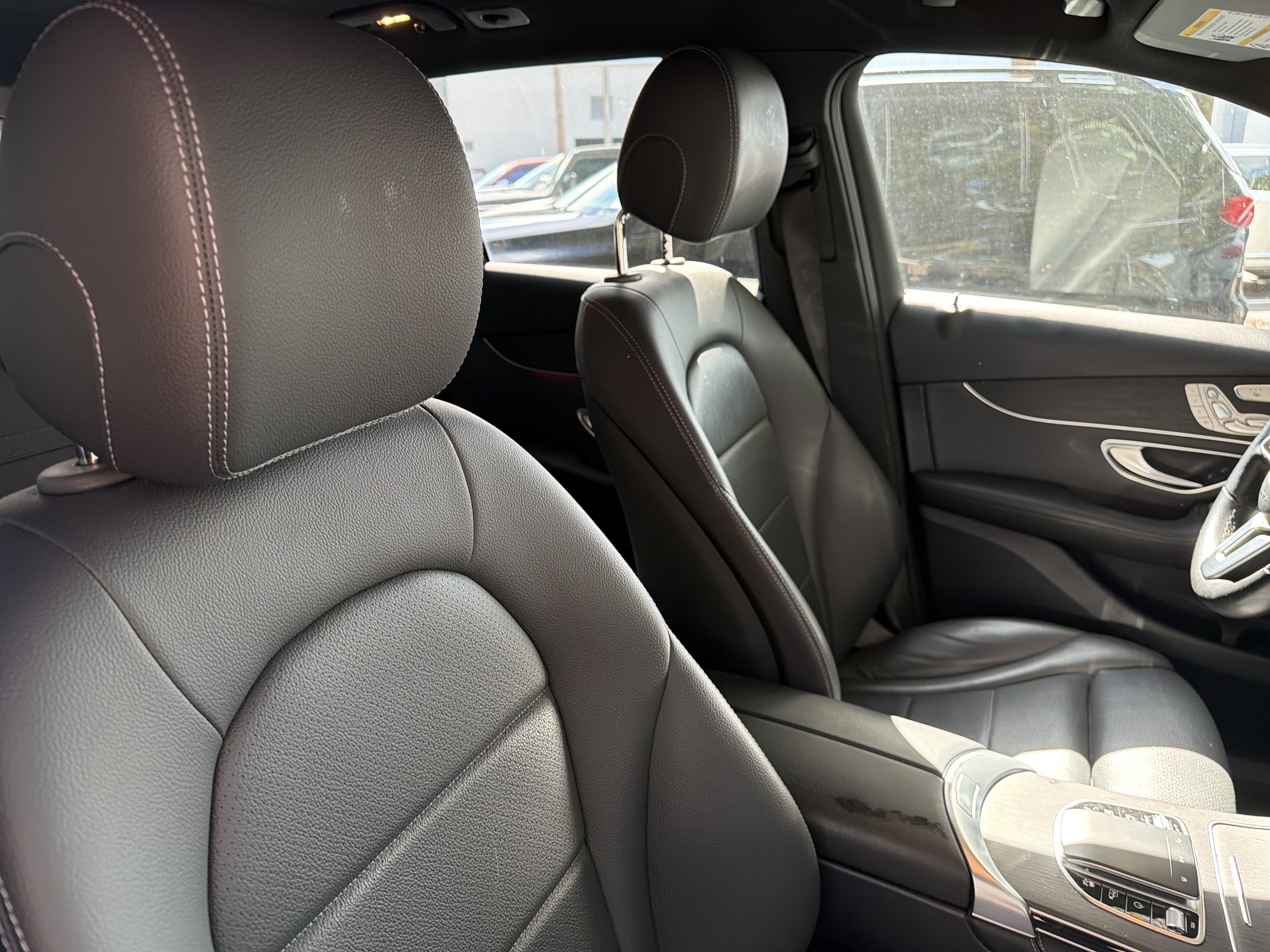 Used 2021 Mercedes-Benz GLC 300 image 40