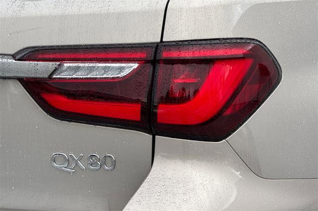 Certified 2024 INFINITI QX80 Premium Select w/ Cargo Package image 27
