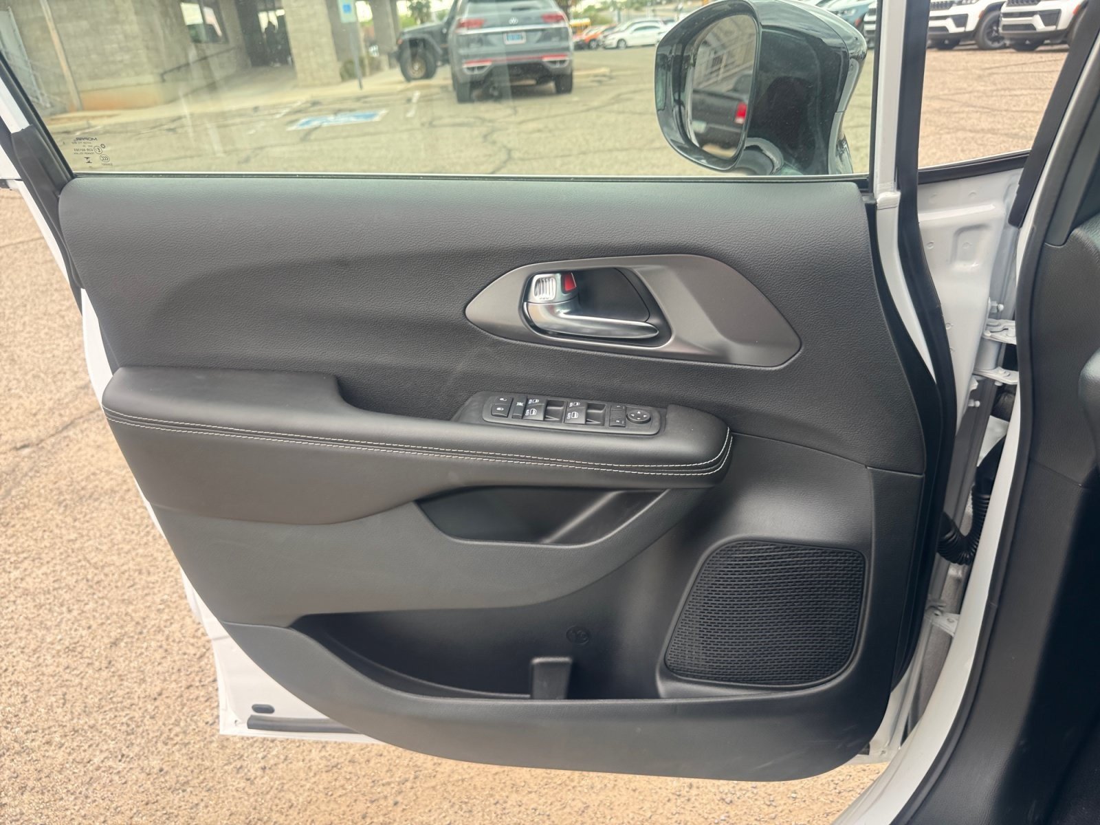 New 2026 Chrysler Voyager LX FWD image 13