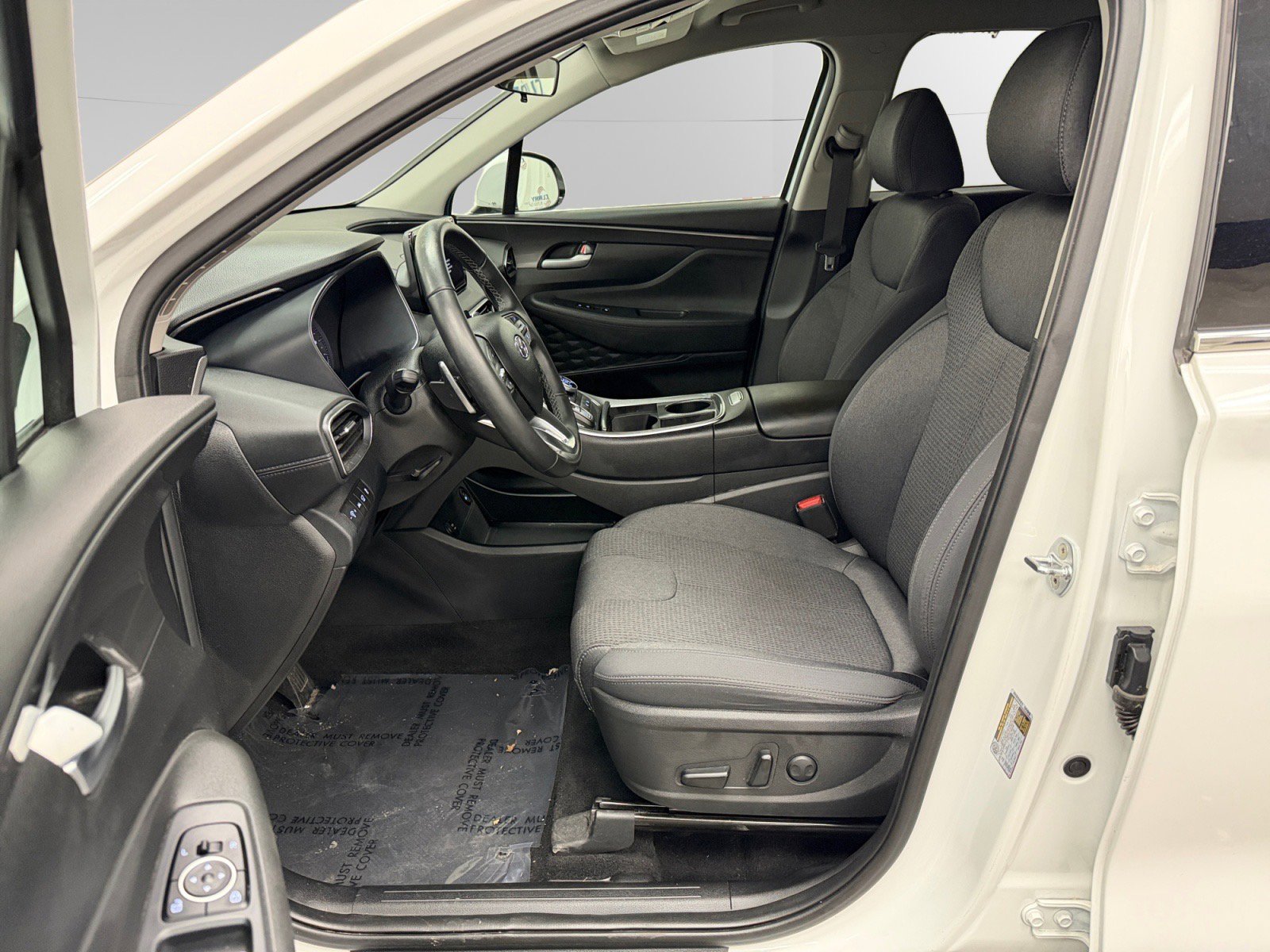 Certified 2023 Hyundai Santa Fe SEL image 9