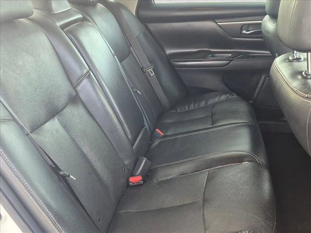 Used 2016 Nissan Altima 2.5 SL w/ 2.5 Technology Package image 21