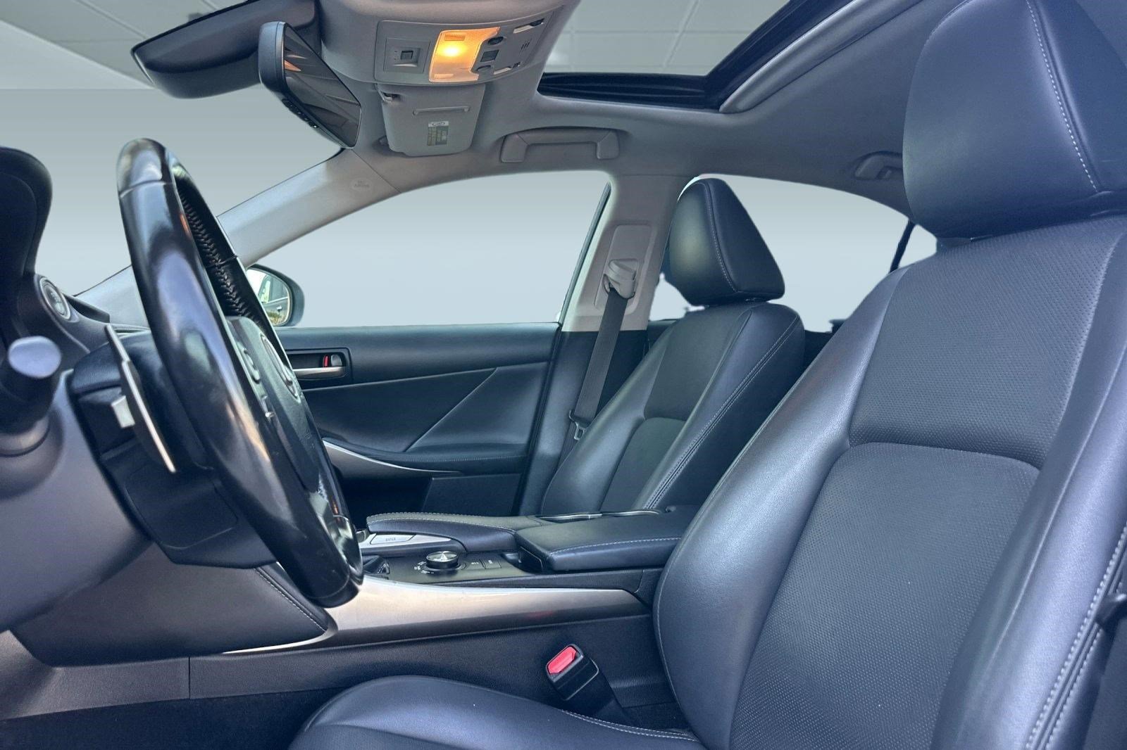 Used 2017 Lexus IS 200t w/ Navigation System Package image 22