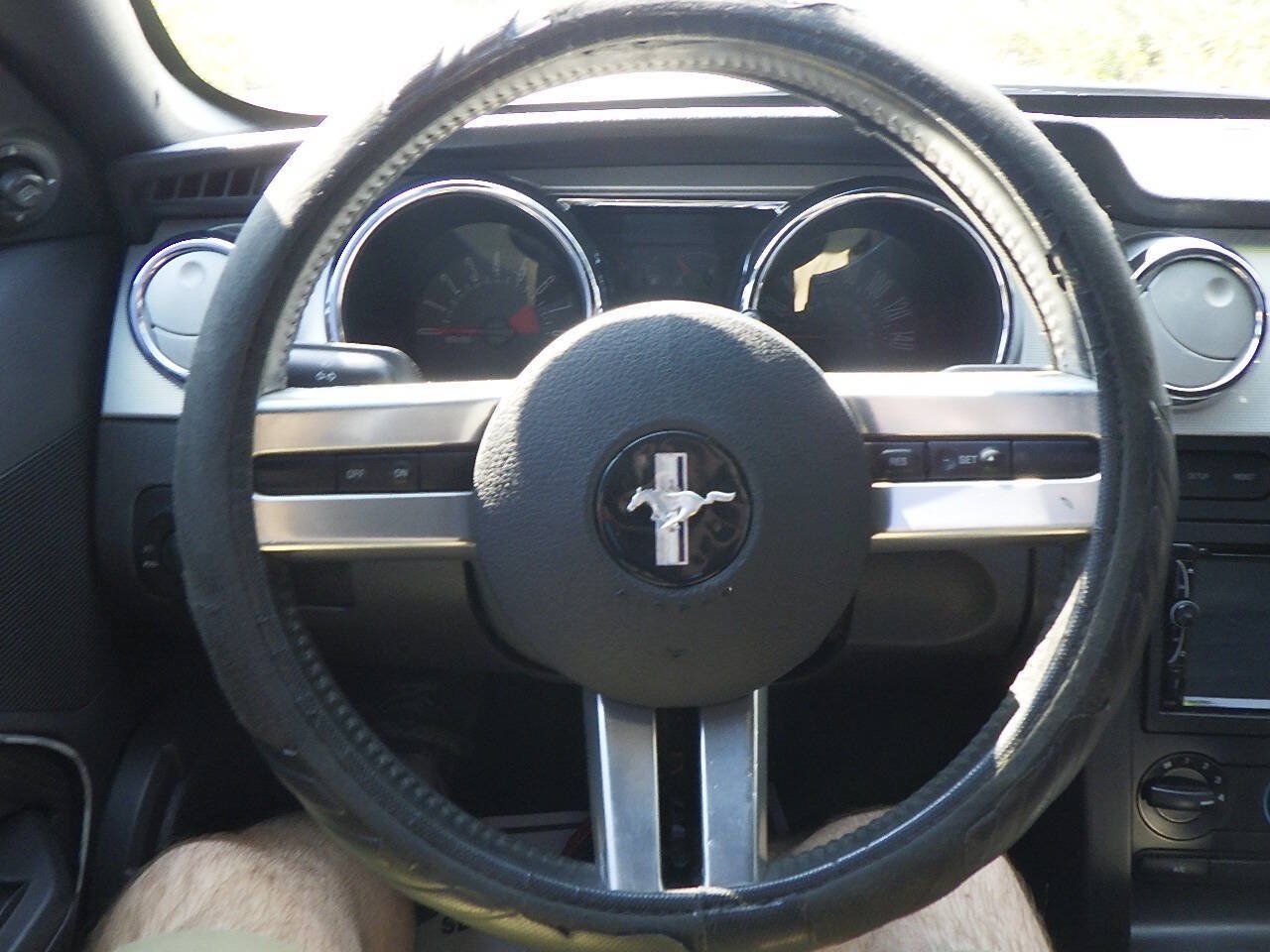 Used 2006 Ford Mustang GT RWD image 19