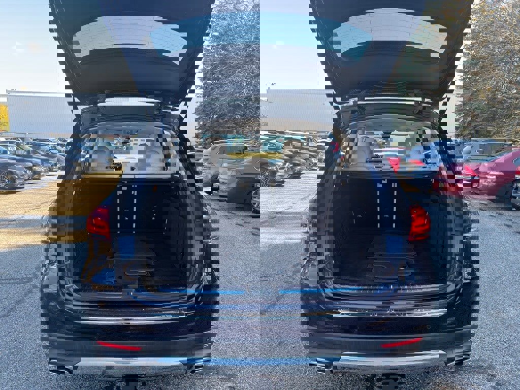 Used 2022 Mercedes-Benz GLE 350 4MATIC w/ Premium Package image 28