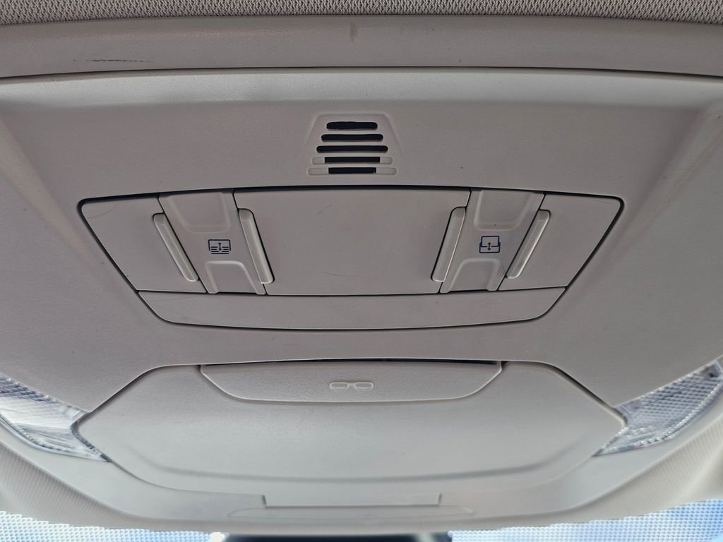 Used 2017 Ford Escape Titanium w/ Equipment Group 301A image 65