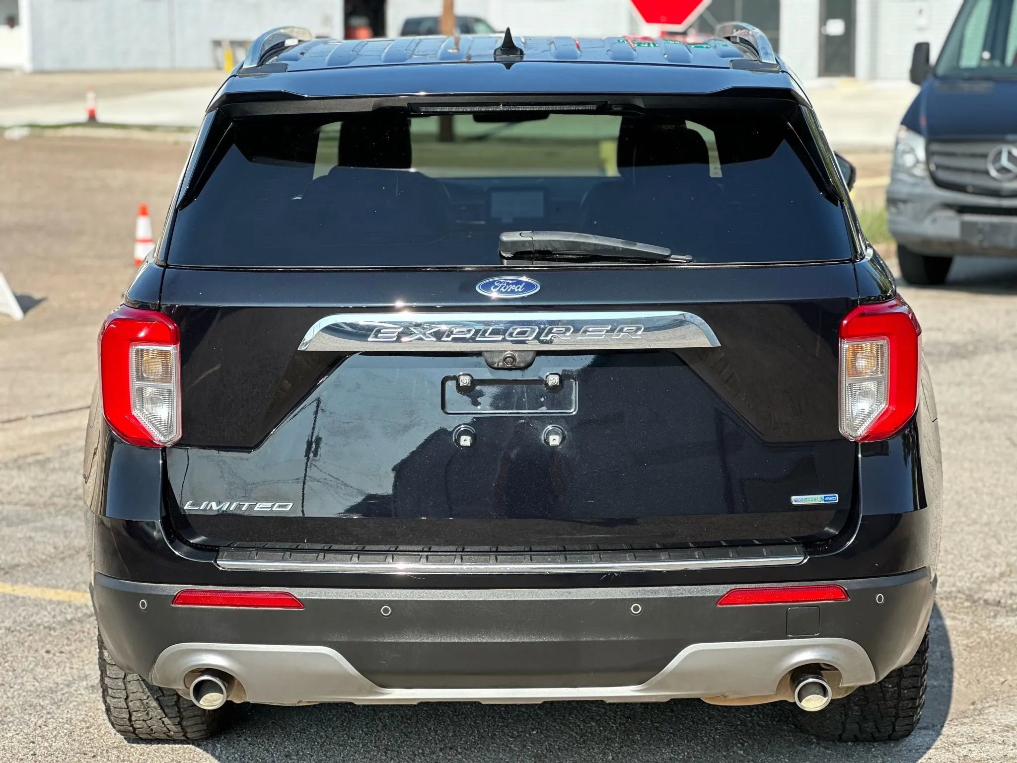 Used 2020 Ford Explorer Limited image 5
