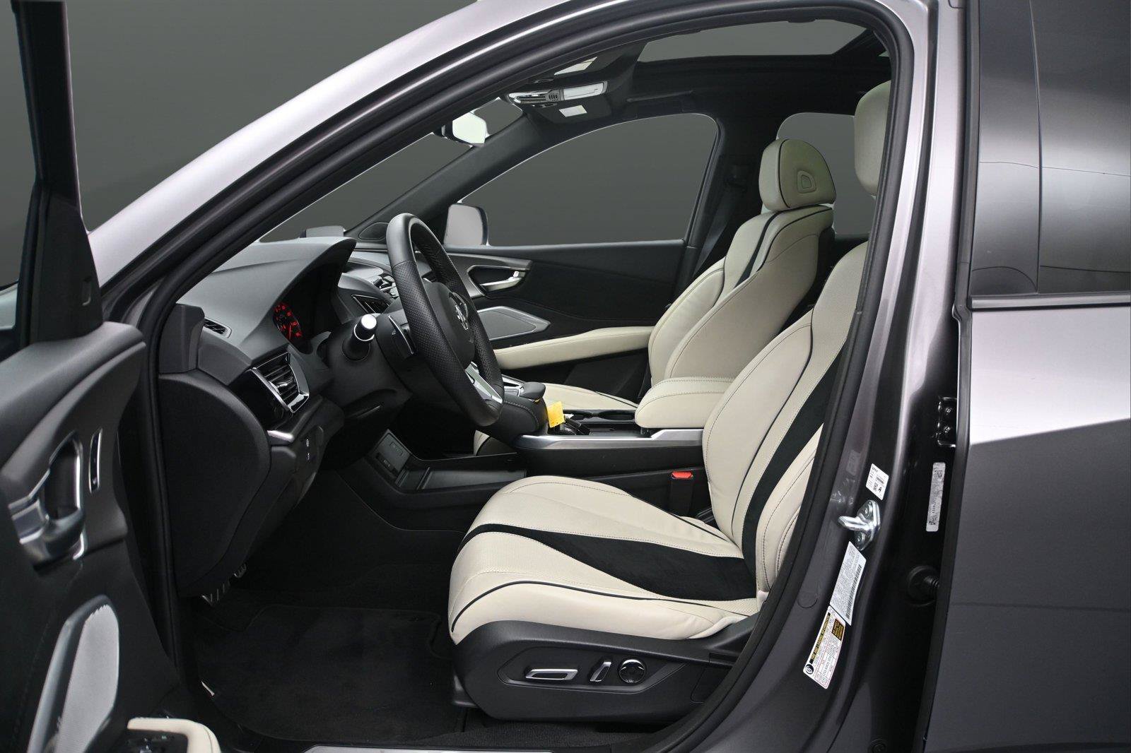 Certified 2026 Acura RDX w/ Advance Package AWD/4WD image 8