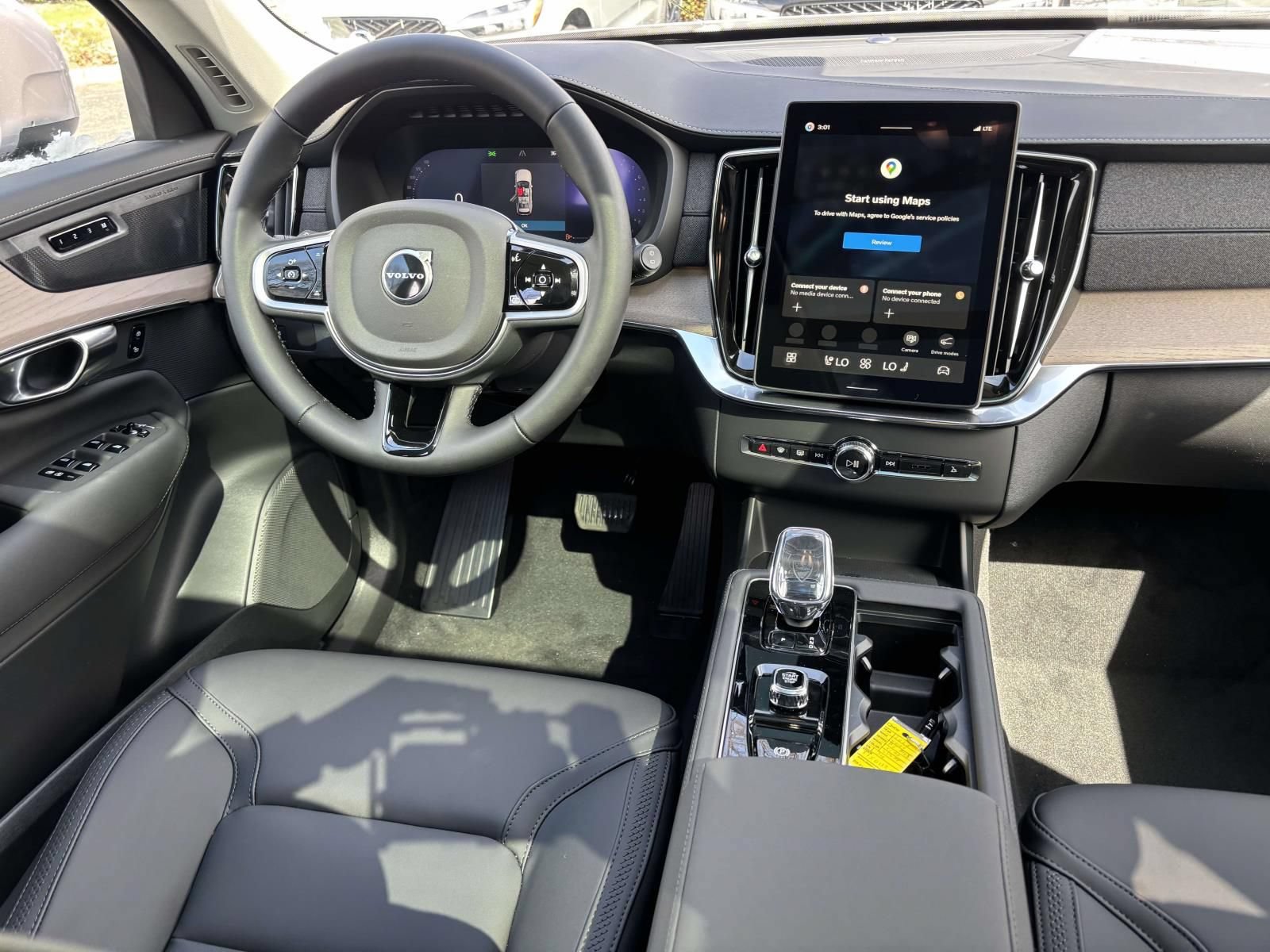 New 2026 Volvo XC90 B6 Plus w/ Protection Package Premier AWD/4WD image 30